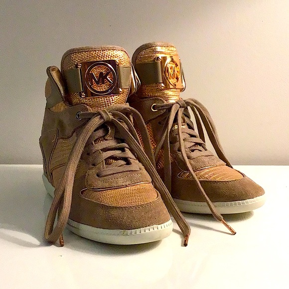 Michael Kors Size 9.5 US Metallic Leather and Suede Wedge Sneakers - Picture 2 of 9